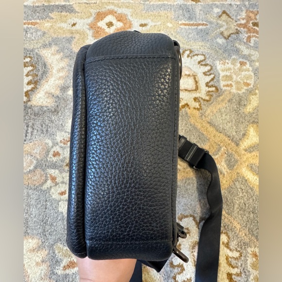 Coach Gotham Pack - Picture 6 of 14